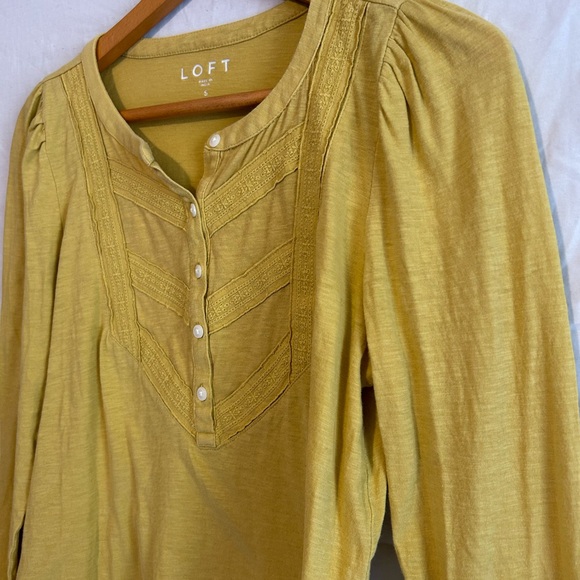 Earthy Mustard Yellow Lace Trimmed Bib Henley Top / Feminine
Boho Long Sleeve - Picture 4 of 5